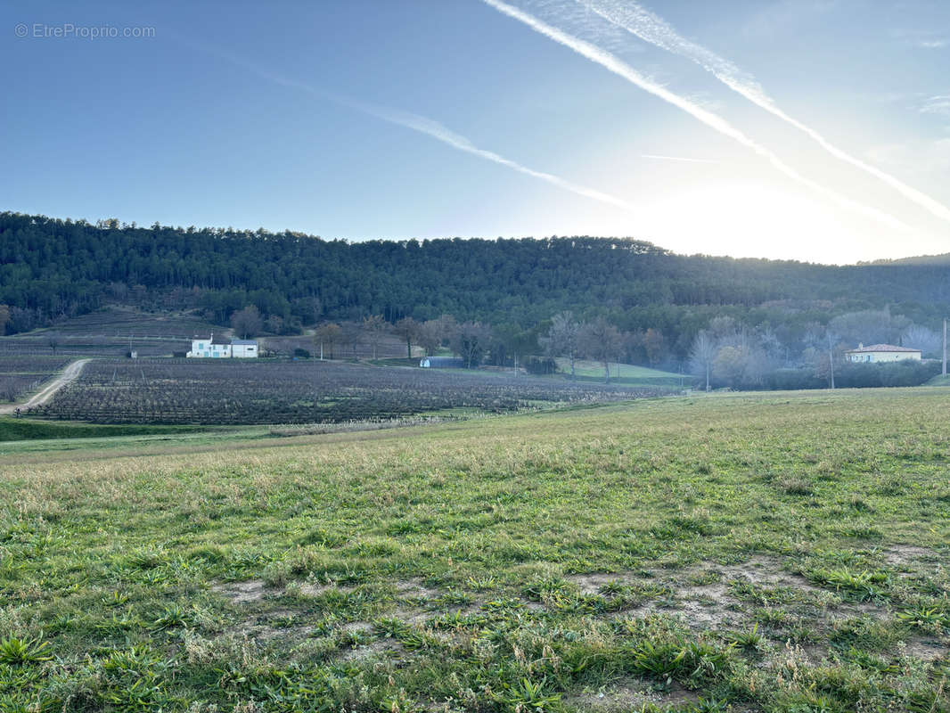 Terrain à SALERNES