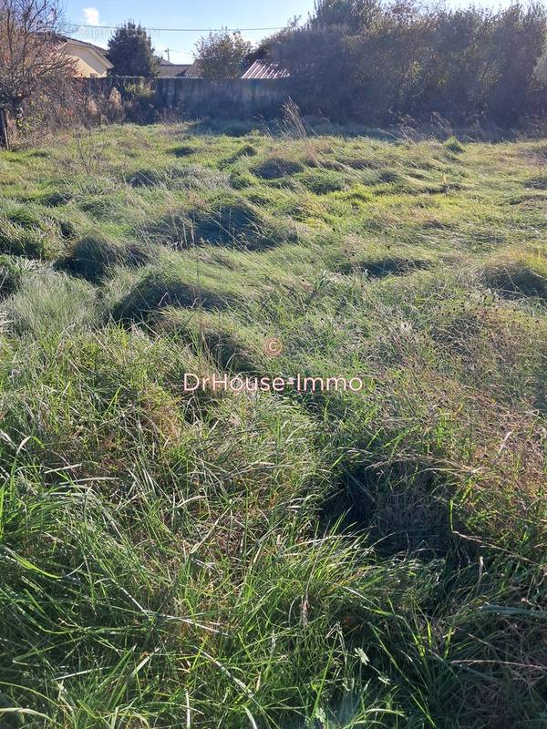 Terrain à CIVRAC-EN-MEDOC