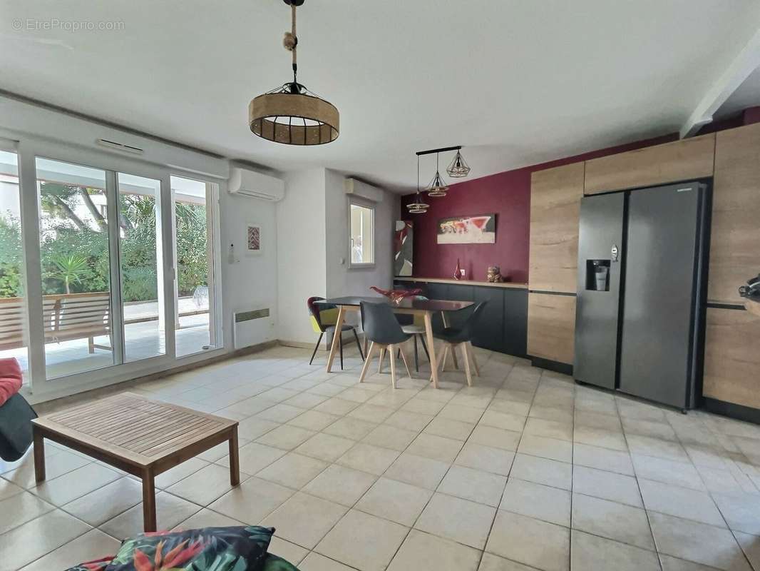 Appartement à HYERES