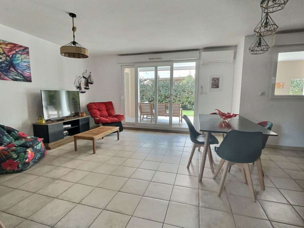 Appartement à HYERES