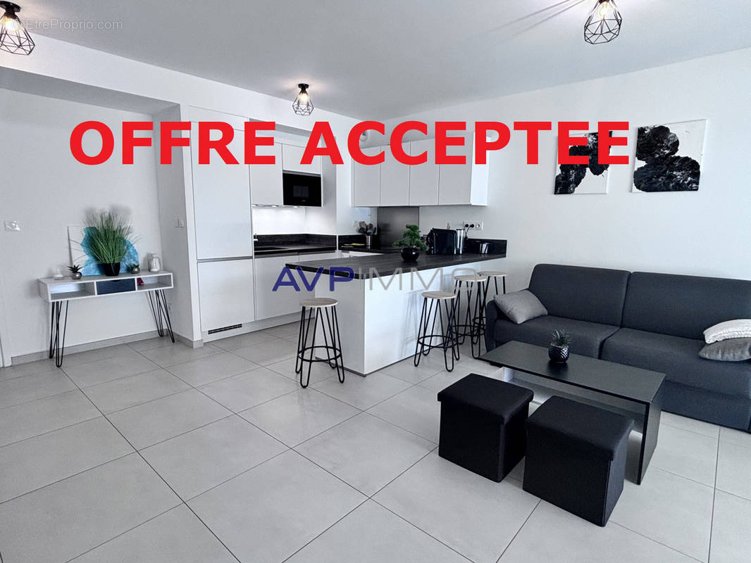 Appartement à SAINT-CYR-SUR-MER