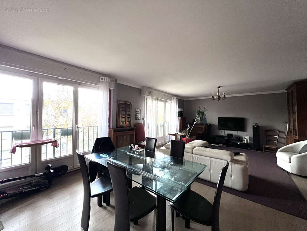 Appartement à MAISONS-LAFFITTE