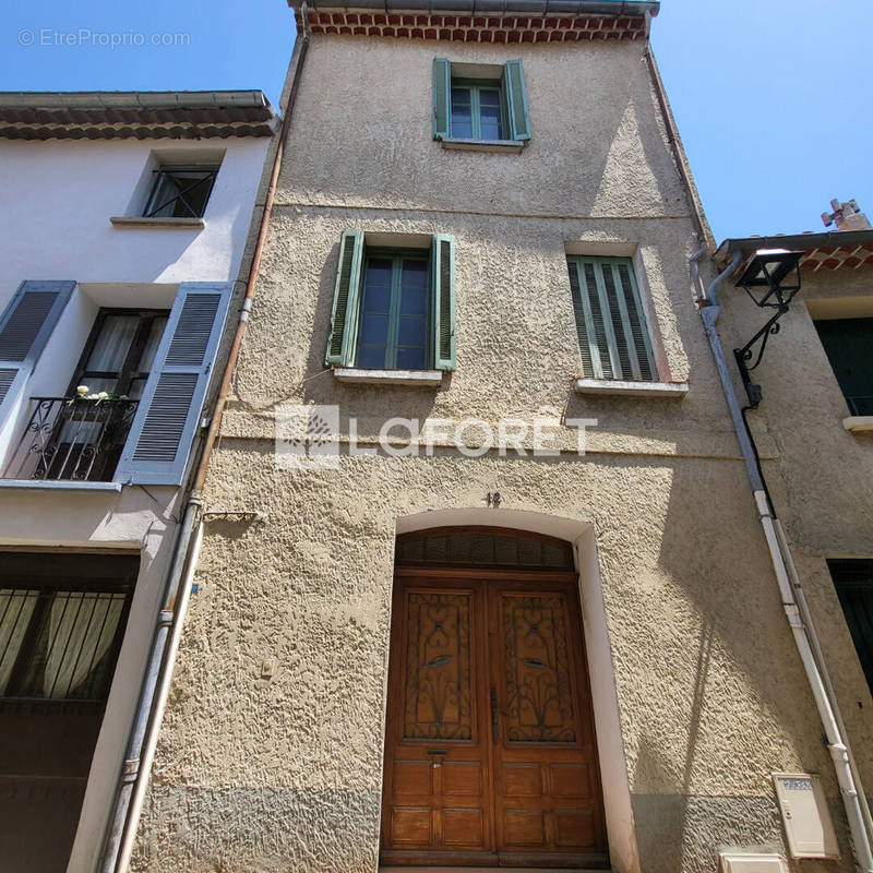 Maison à L&#039;ISLE-SUR-LA-SORGUE