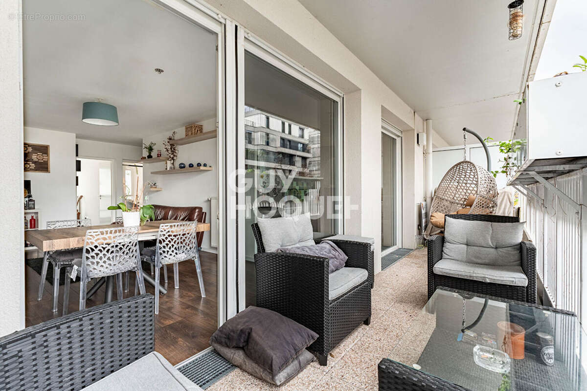 Appartement à GENNEVILLIERS