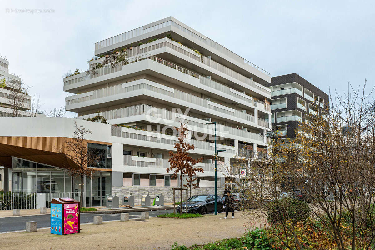 Appartement à GENNEVILLIERS