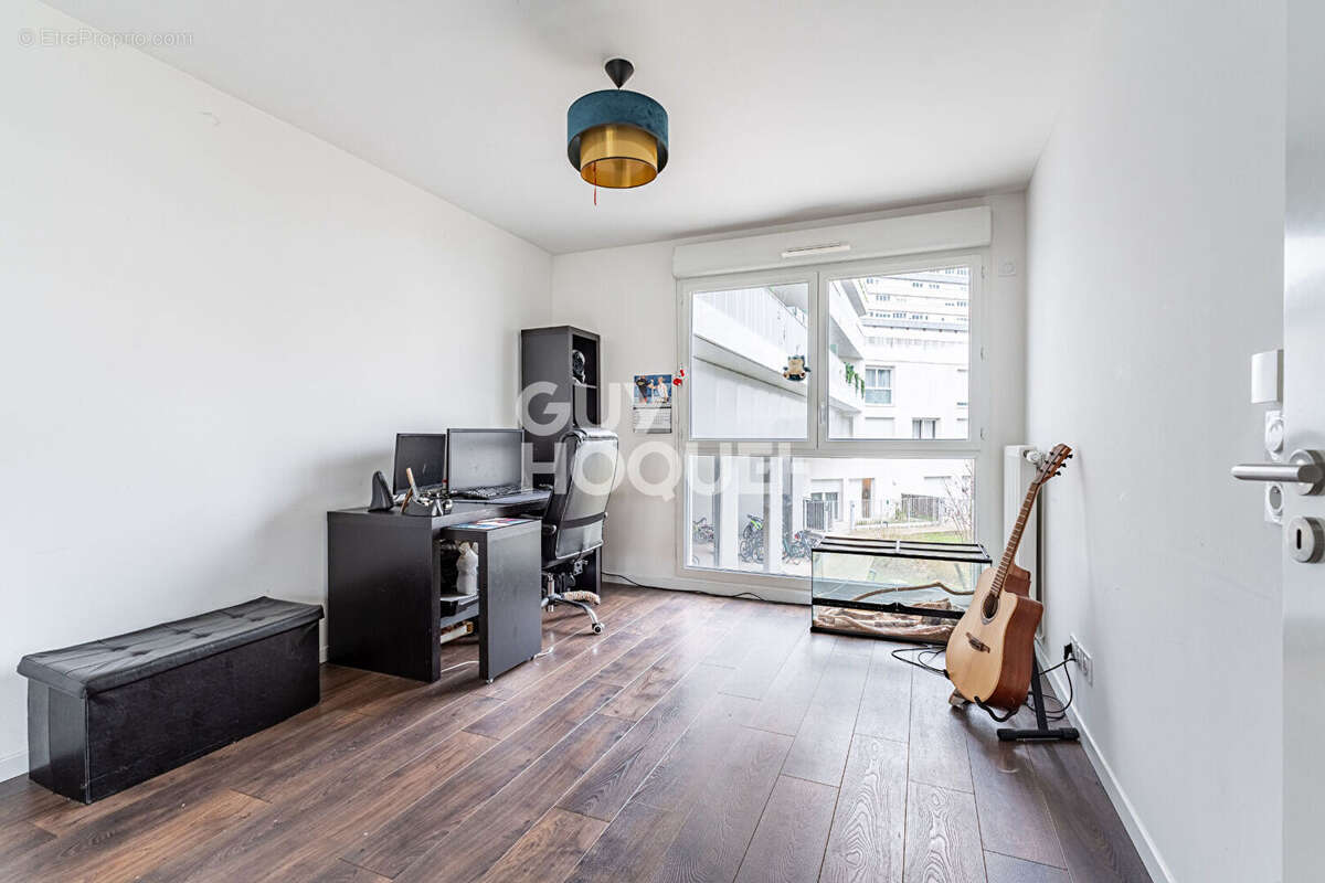 Appartement à GENNEVILLIERS