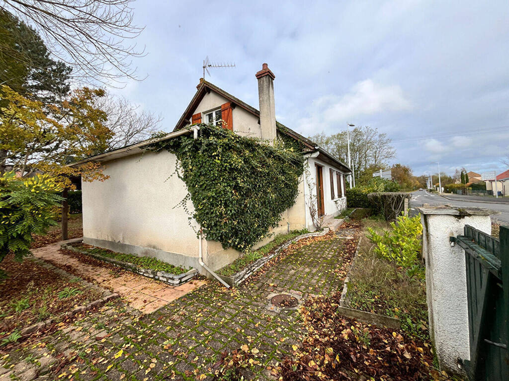 Maison à SAINT-DOULCHARD