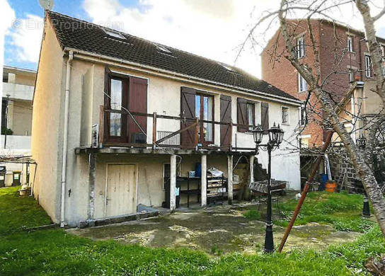 Maison à PIERREFITTE-SUR-SEINE