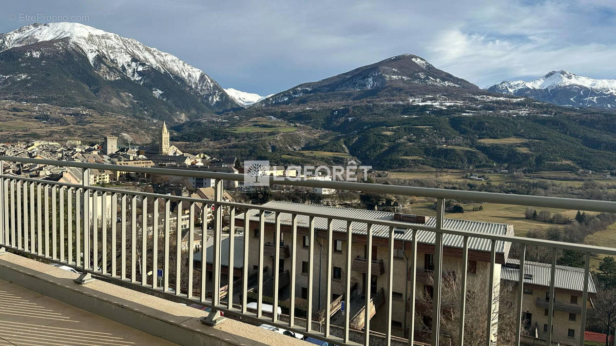 Appartement à EMBRUN