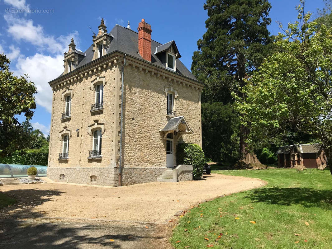 Maison à SAINT-DENIS-SUR-SARTHON