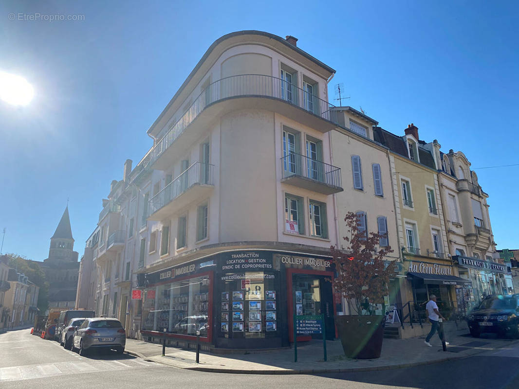 Appartement à PARAY-LE-MONIAL