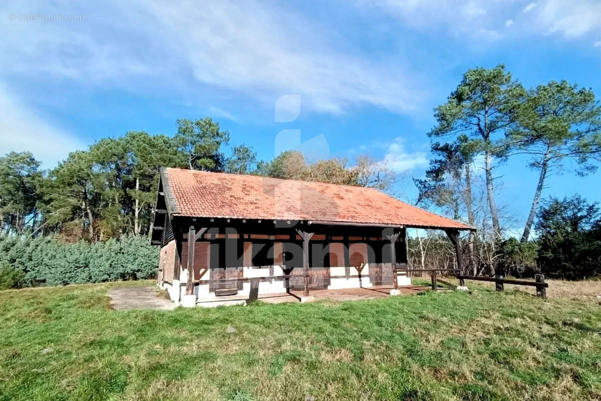 Maison à ESCOURCE