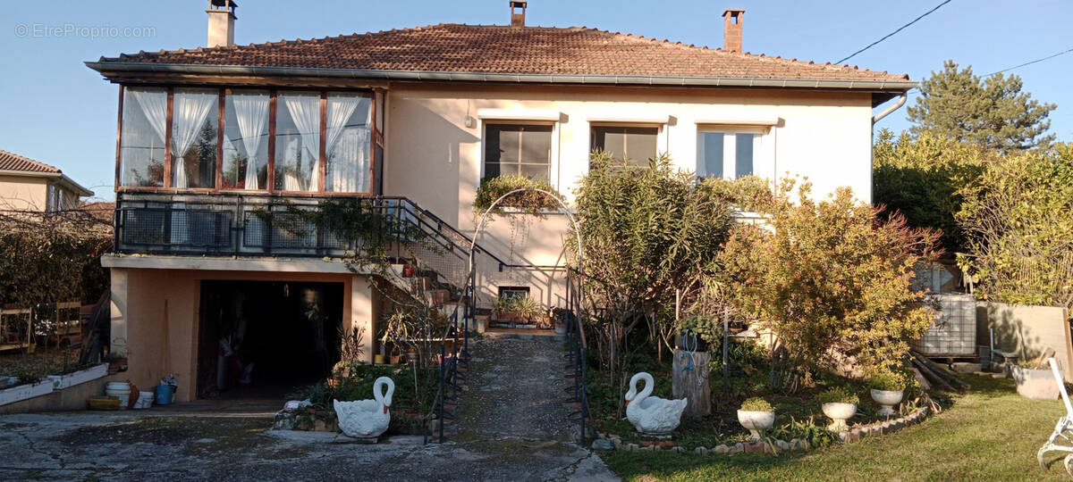 Maison à SAINT-DONAT-SUR-L&#039;HERBASSE