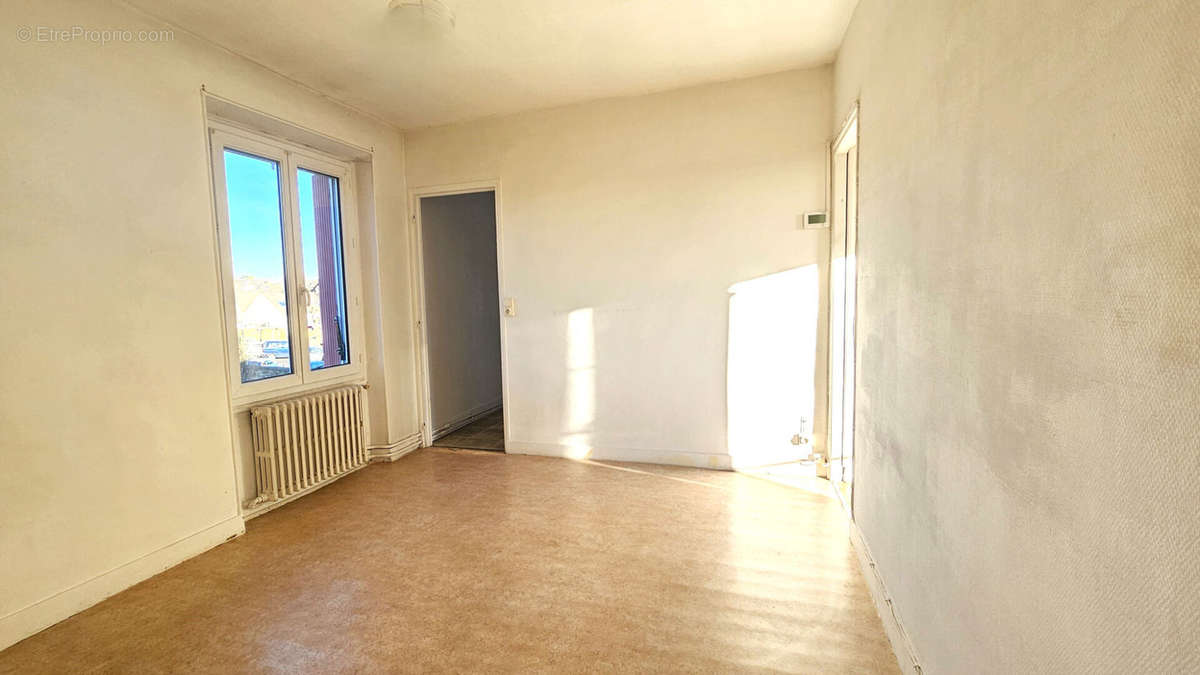 Appartement à GOUVIEUX