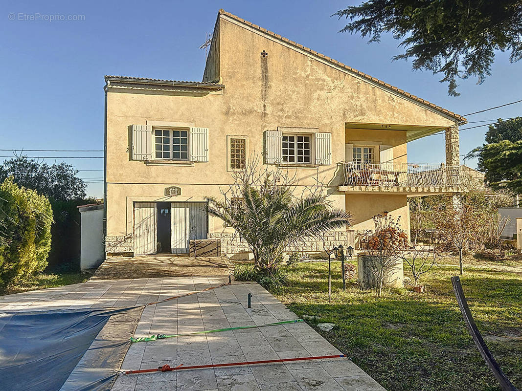 Maison à SAINT-GENIES-DE-COMOLAS