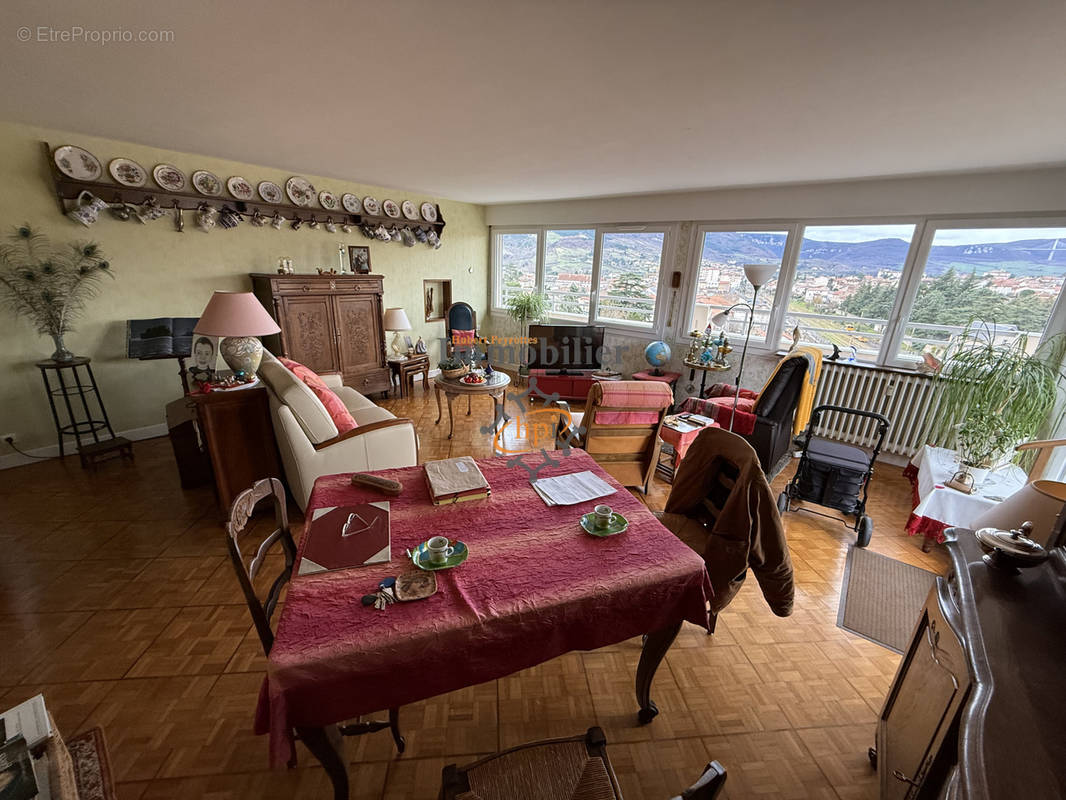 Appartement à MILLAU