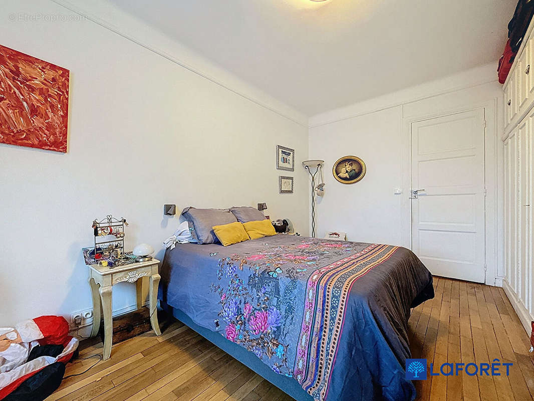 Appartement à PARIS-19E