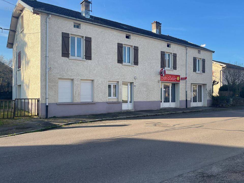 Appartement à LUXEUIL-LES-BAINS