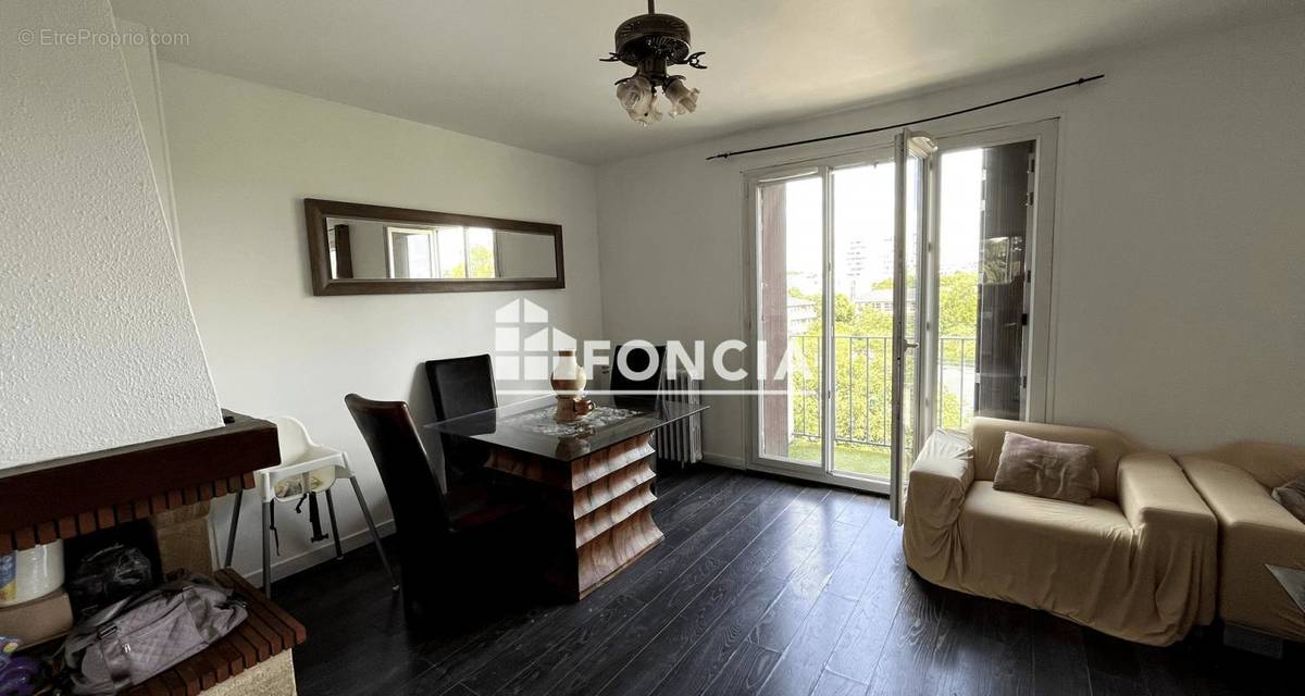 Appartement à RUEIL-MALMAISON