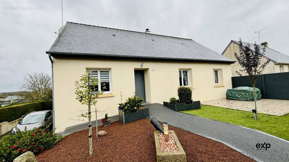 Maison à MAYENNE