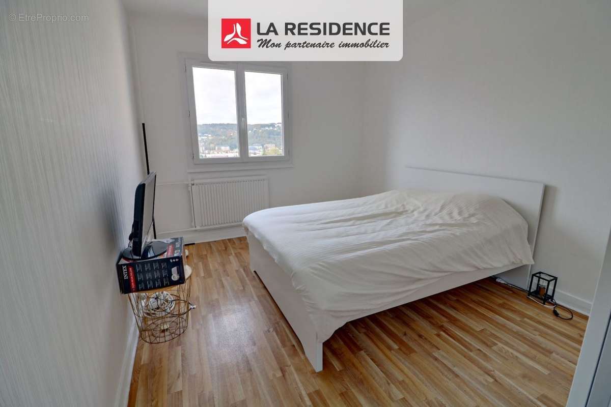 Appartement à DEVILLE-LES-ROUEN