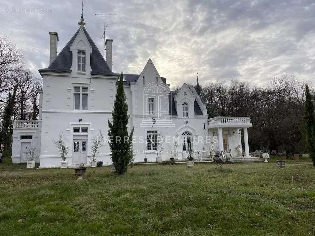 Maison à VALENCAY