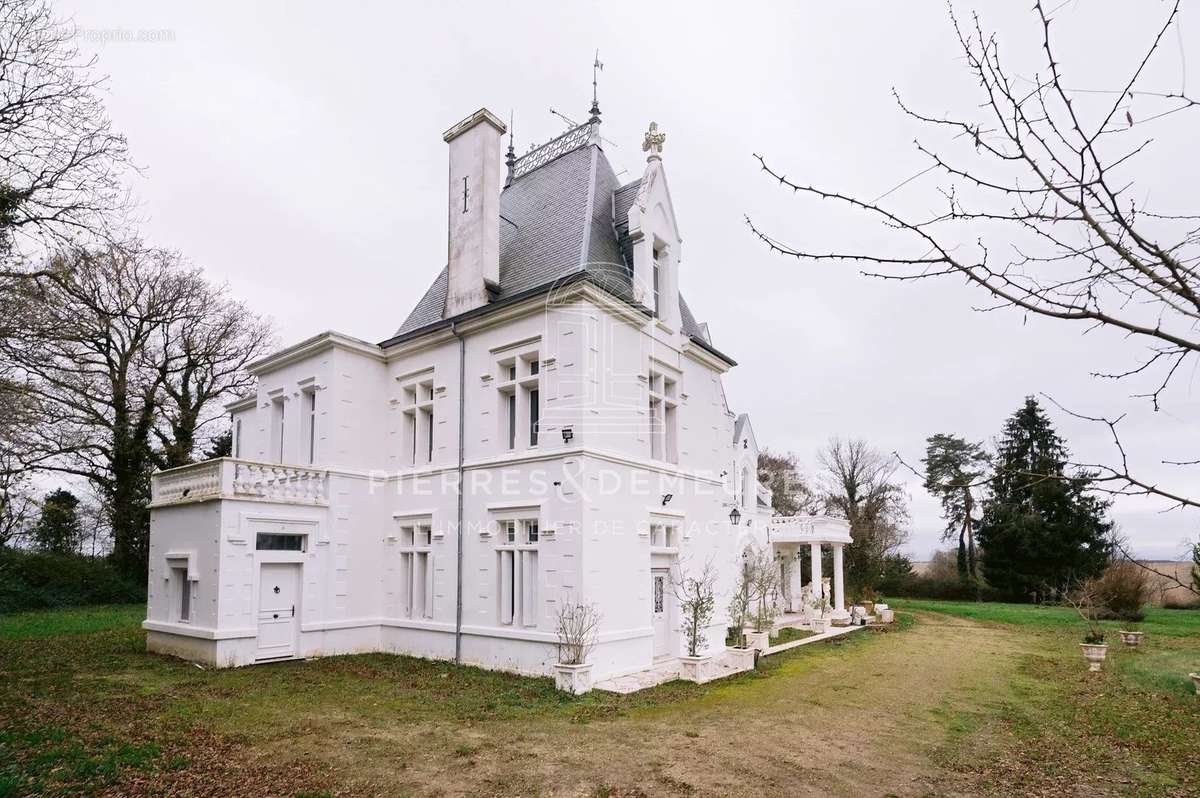 Maison à VALENCAY