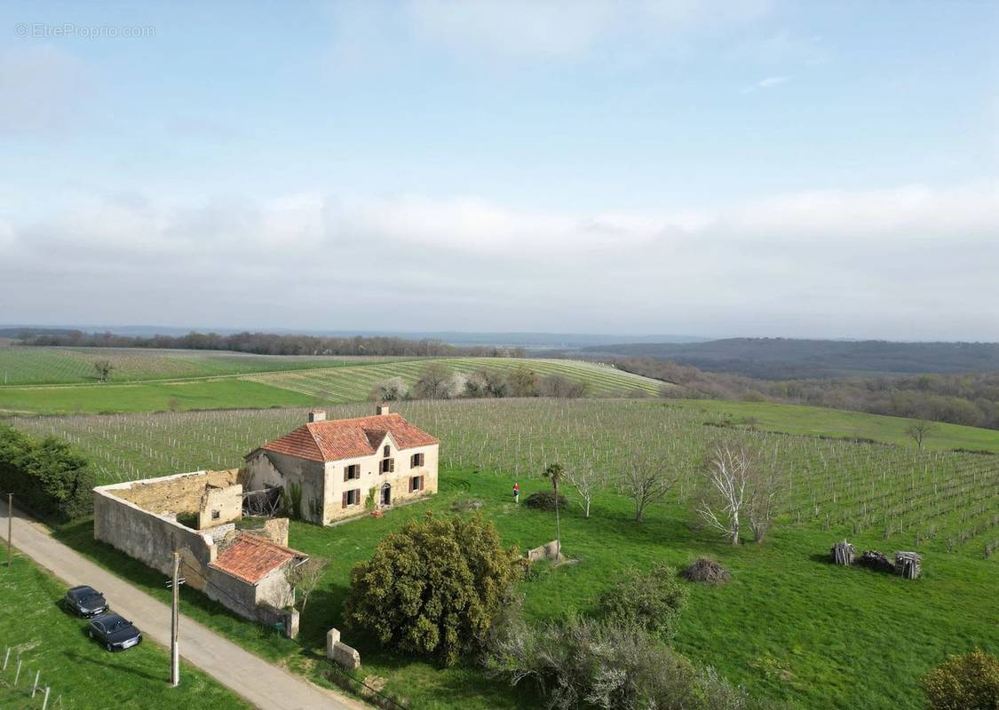 Maison à MADIRAN