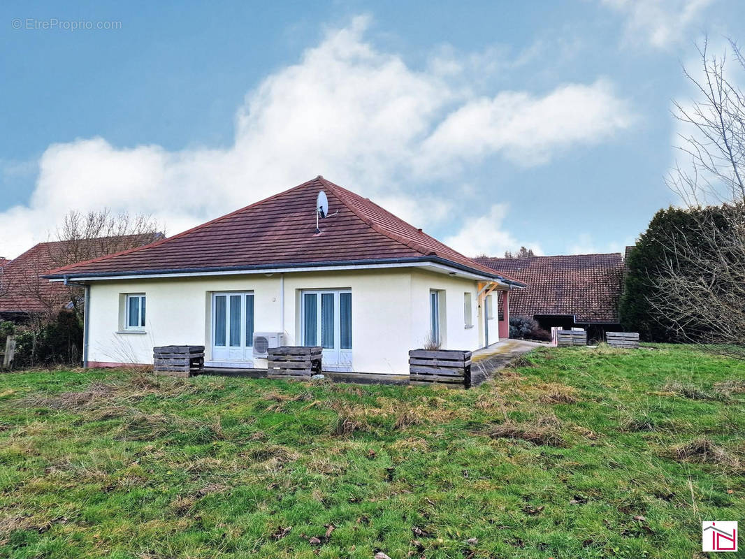 Maison à HAGENTHAL-LE-BAS