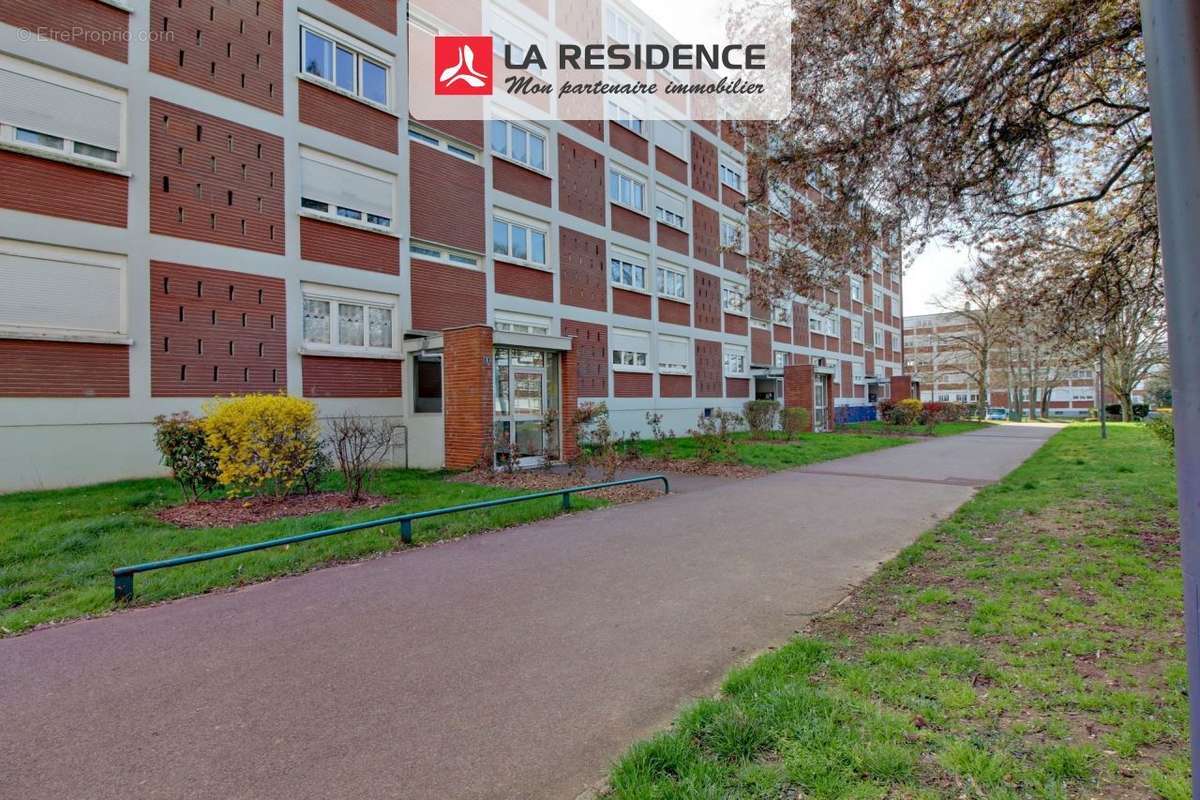 Appartement à AUBERGENVILLE