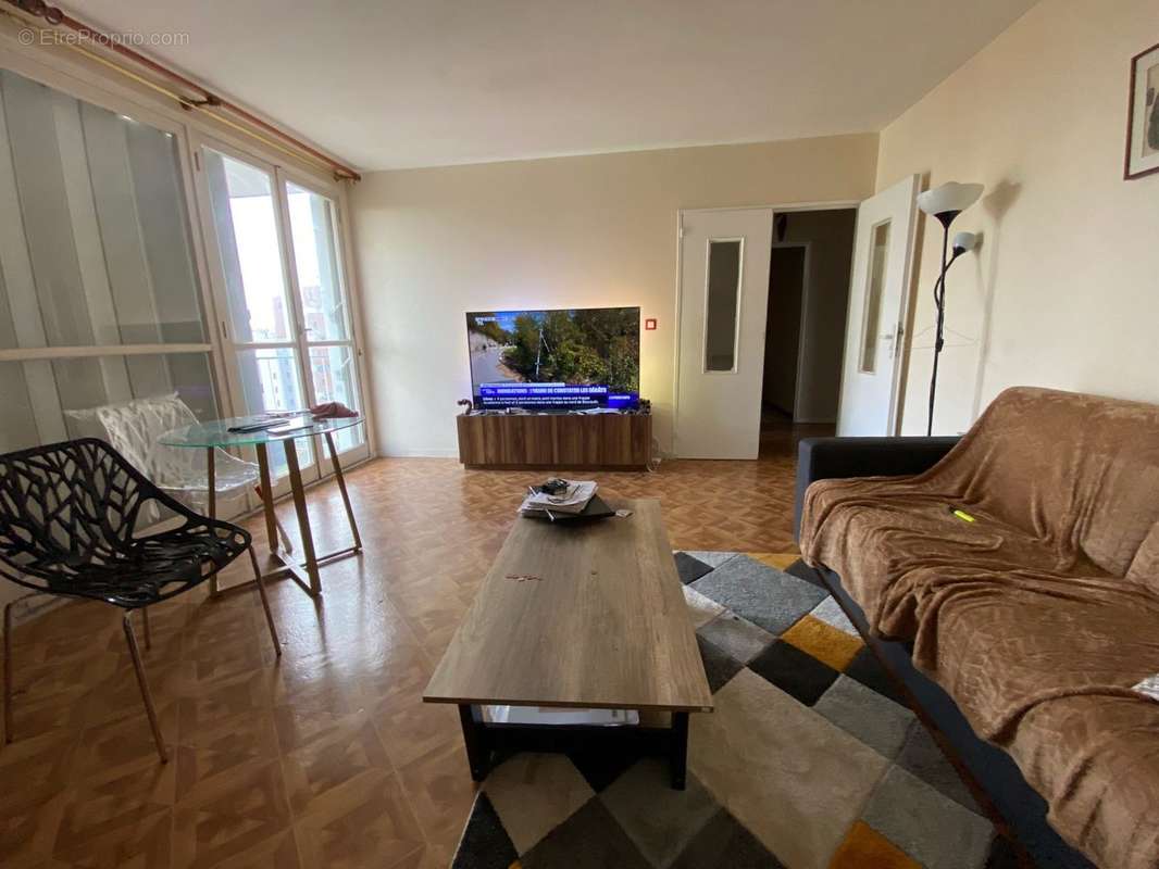 Appartement à ASNIERES-SUR-SEINE