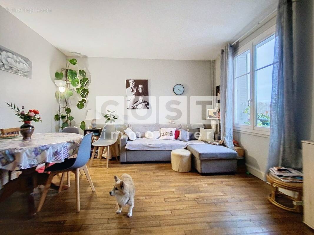 Appartement à GENNEVILLIERS