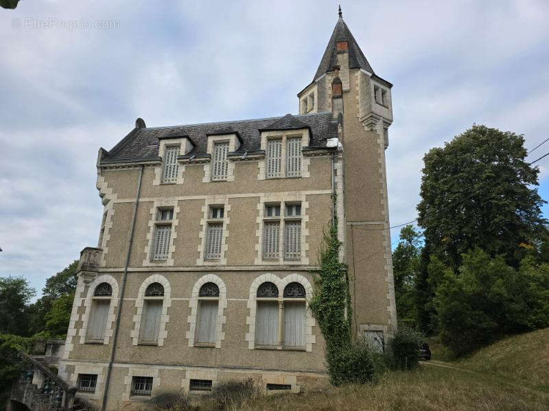 Maison à CHANCELADE