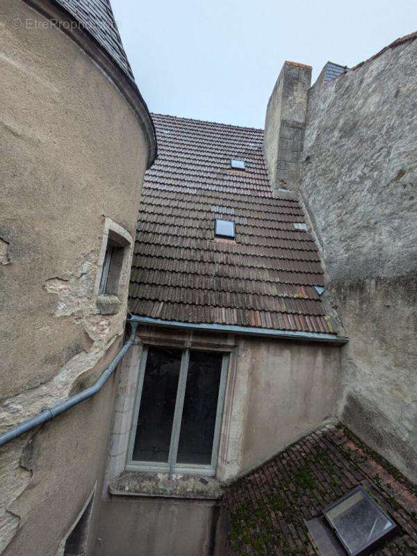 Appartement à LA CHARITE-SUR-LOIRE