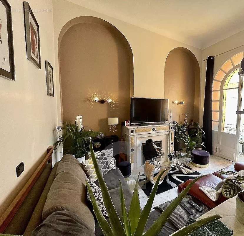 Appartement à MENTON