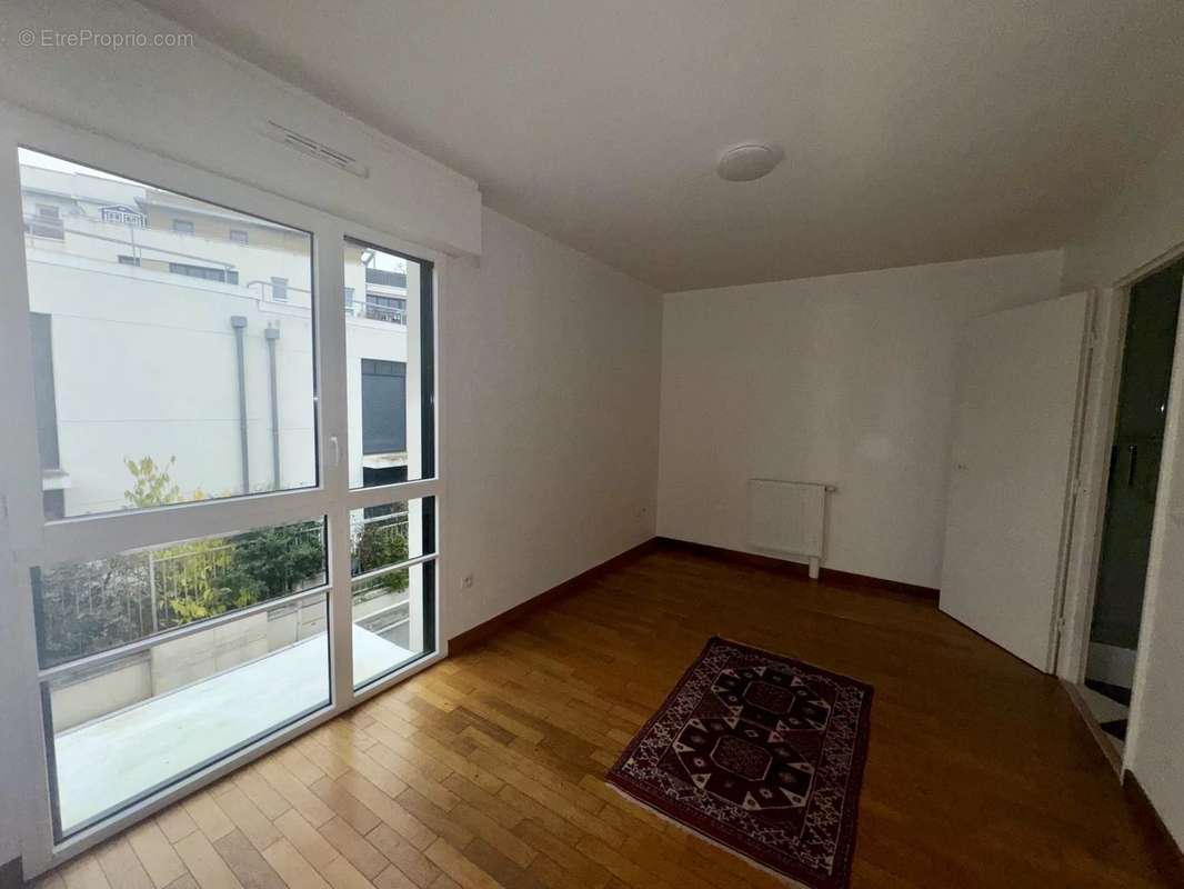 Appartement à CHATILLON