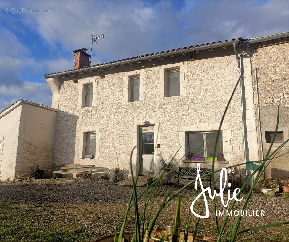 Maison à LAVAUR