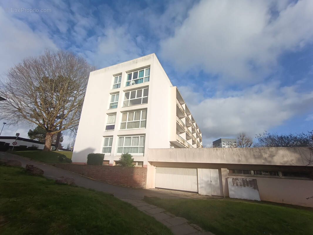 Appartement à HEROUVILLE-SAINT-CLAIR