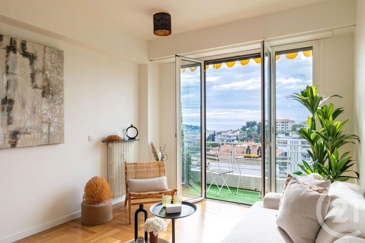 Appartement à NICE