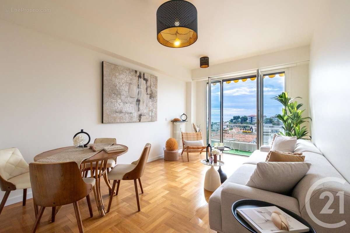 Appartement à NICE