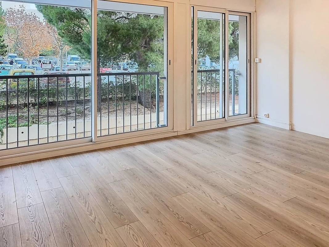 Appartement à MARSEILLE-9E