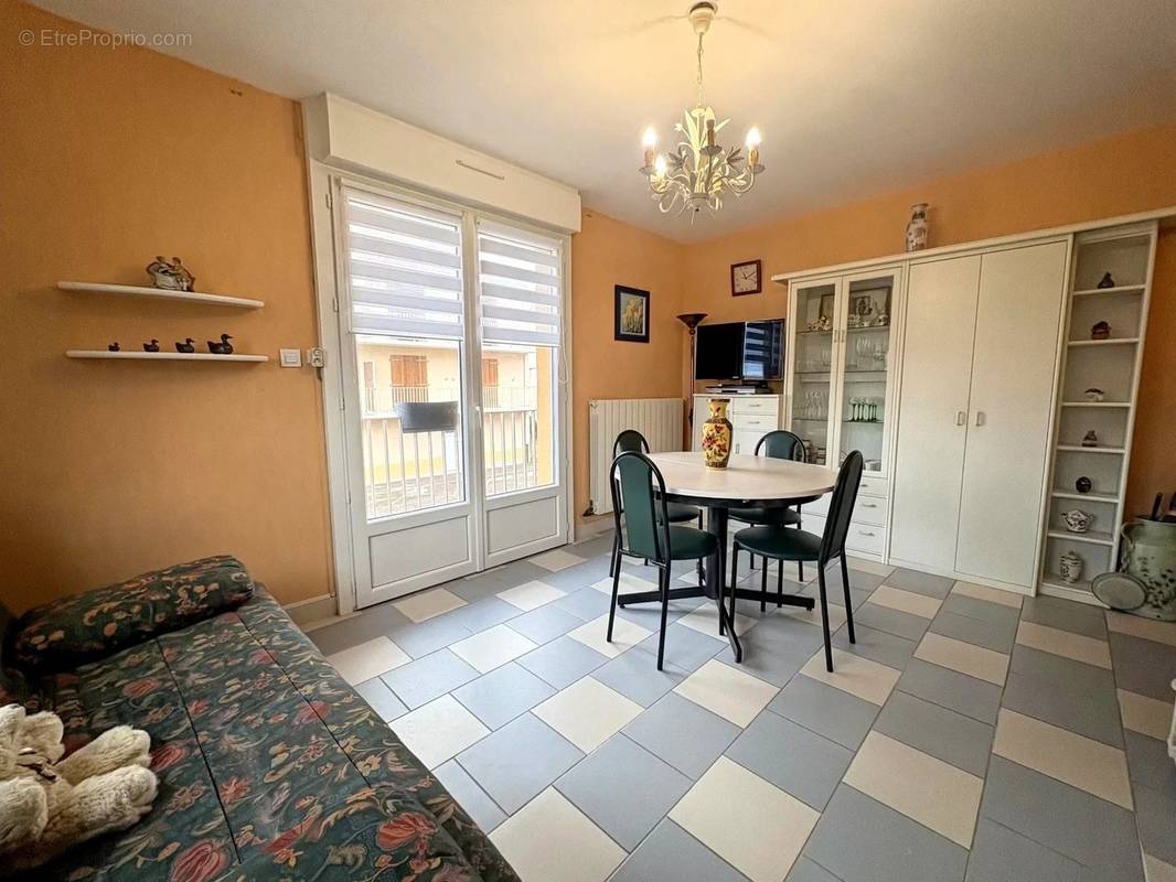 Appartement à CAMIERS