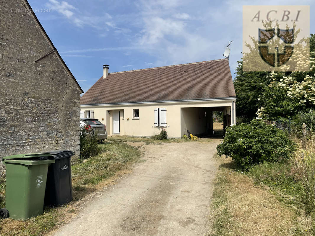 Maison à OUZOUER-LE-MARCHE