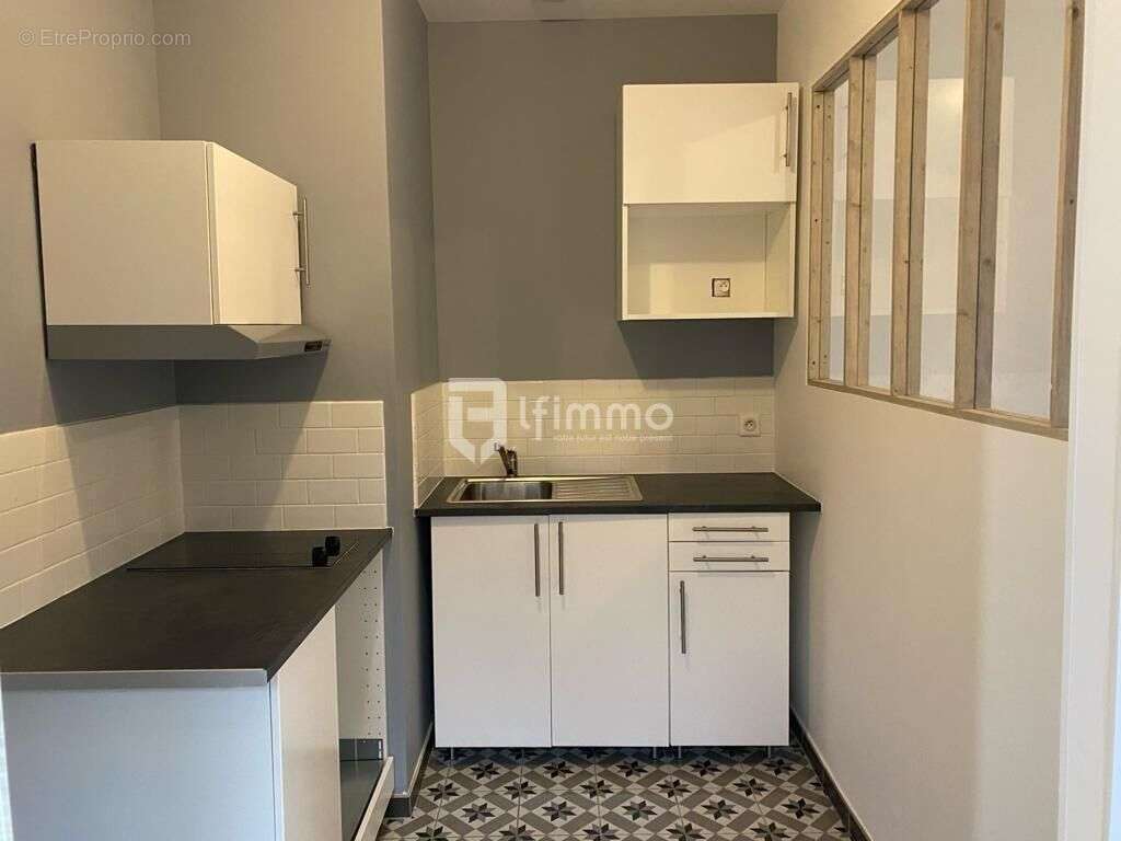 Appartement à VERT-SAINT-DENIS