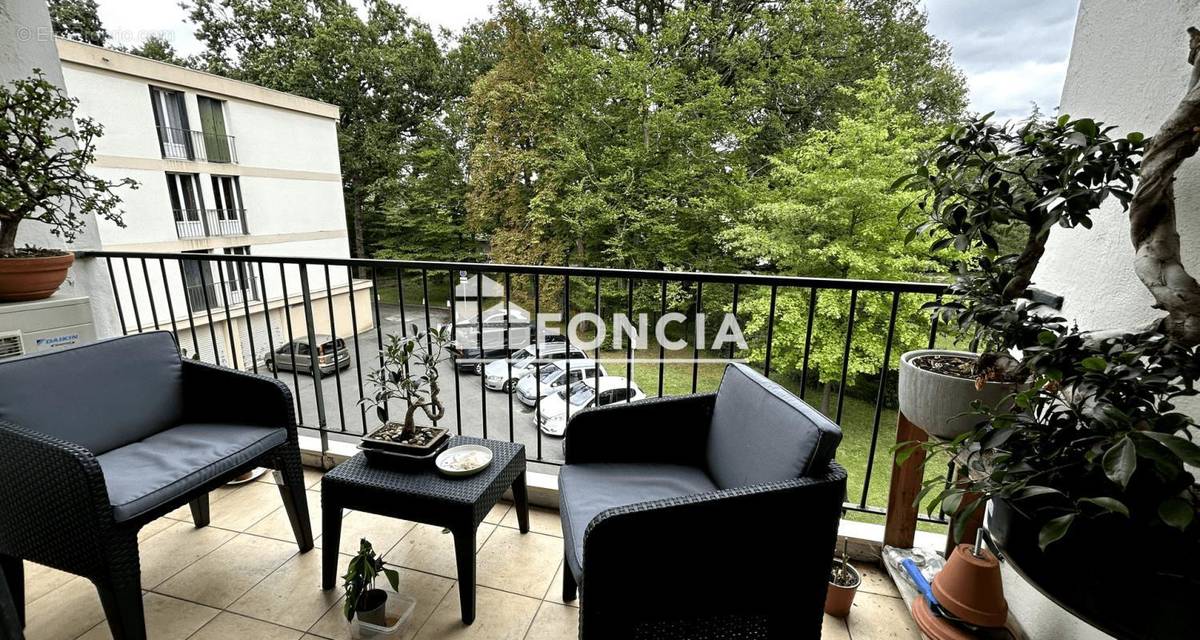 Appartement à LE PLESSIS-TREVISE