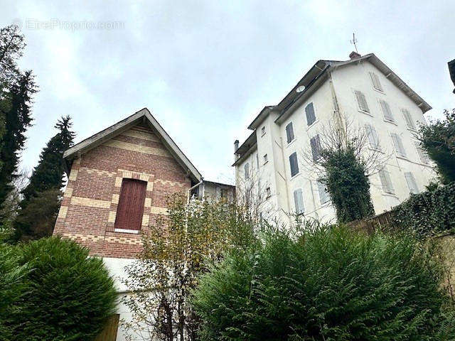 annexe et façade arrière - Maison à LANNEMEZAN