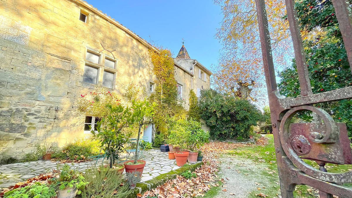 Maison à NIMES