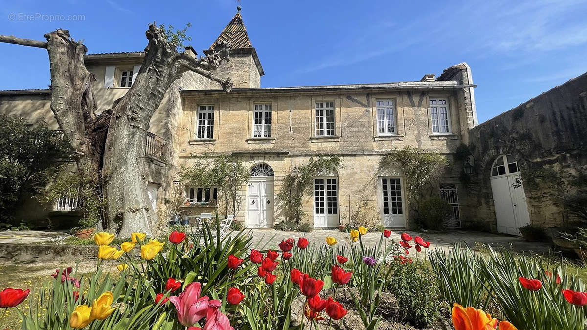 Maison à NIMES