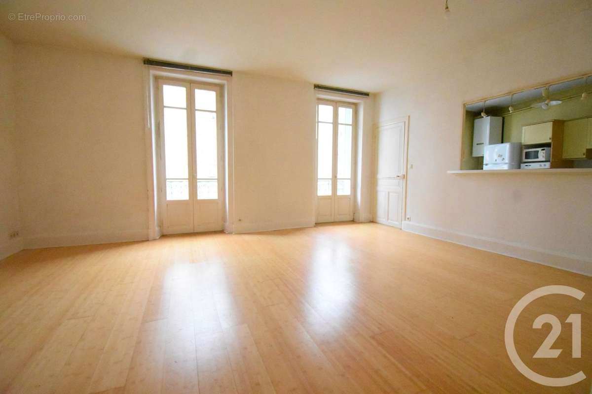 Appartement à VICHY