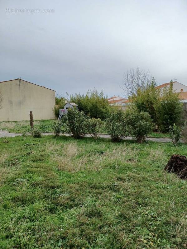 Terrain à L&#039;HOUMEAU